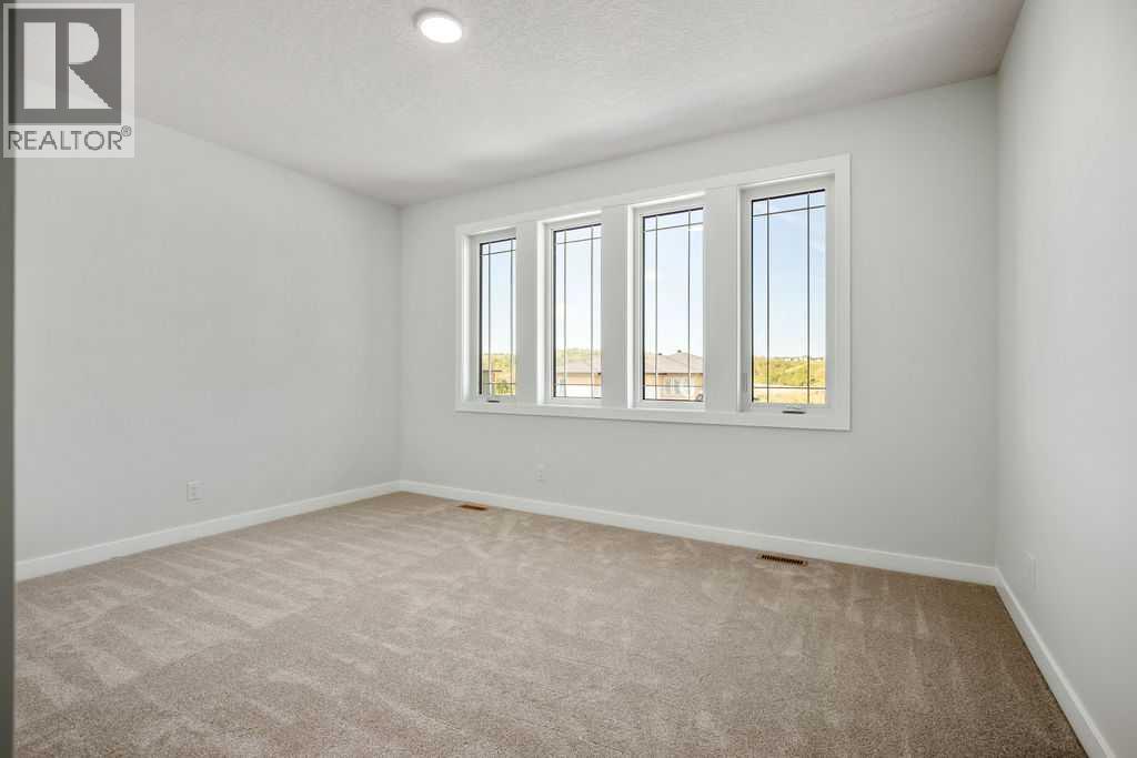 229 Creekstone Hill Sw, Calgary, Alberta  T2X 5G5 - Photo 19 - A2237918