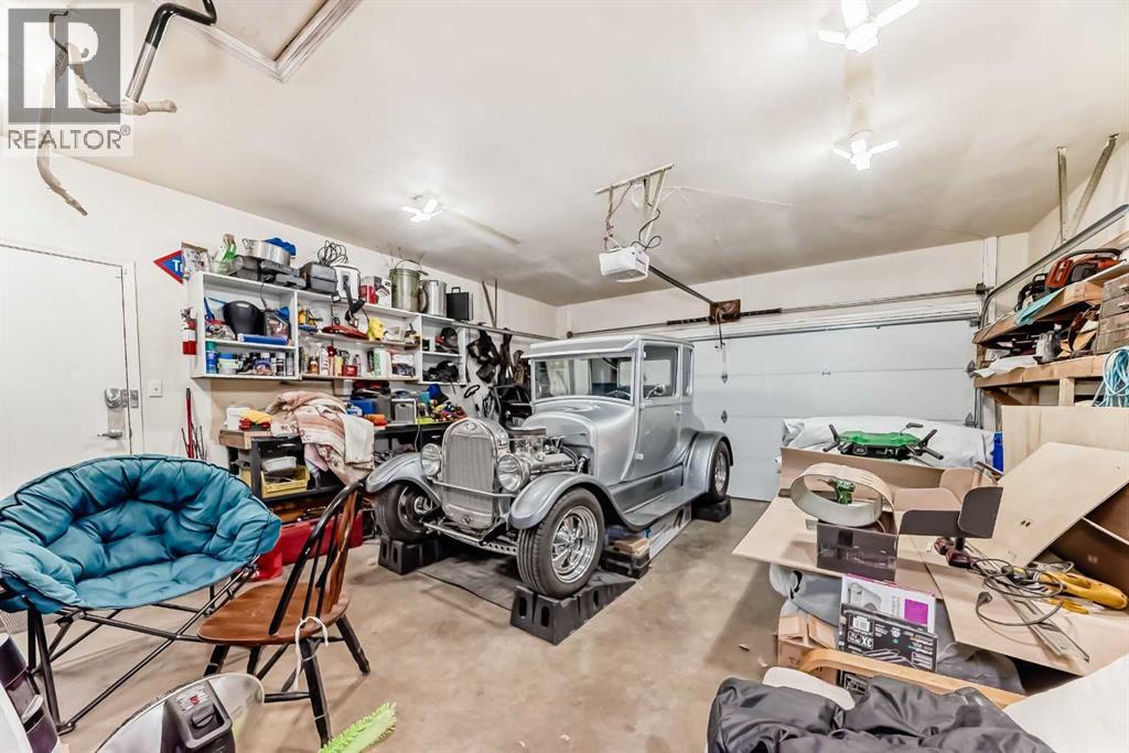 1328 Meadowbrook Drive Se, Airdrie, Alberta  T4A 2A3 - Photo 36 - A2248311