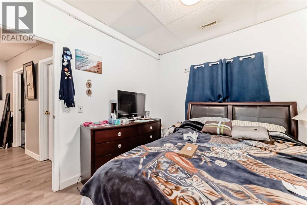 1328 Meadowbrook Drive Se, Airdrie, Alberta  T4A 2A3 - Photo 34 - A2248311