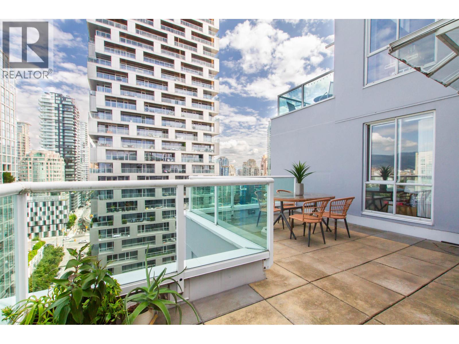 2301 1500 Howe Street, Vancouver, British Columbia  V6Z 2N1 - Photo 10 - R3069361