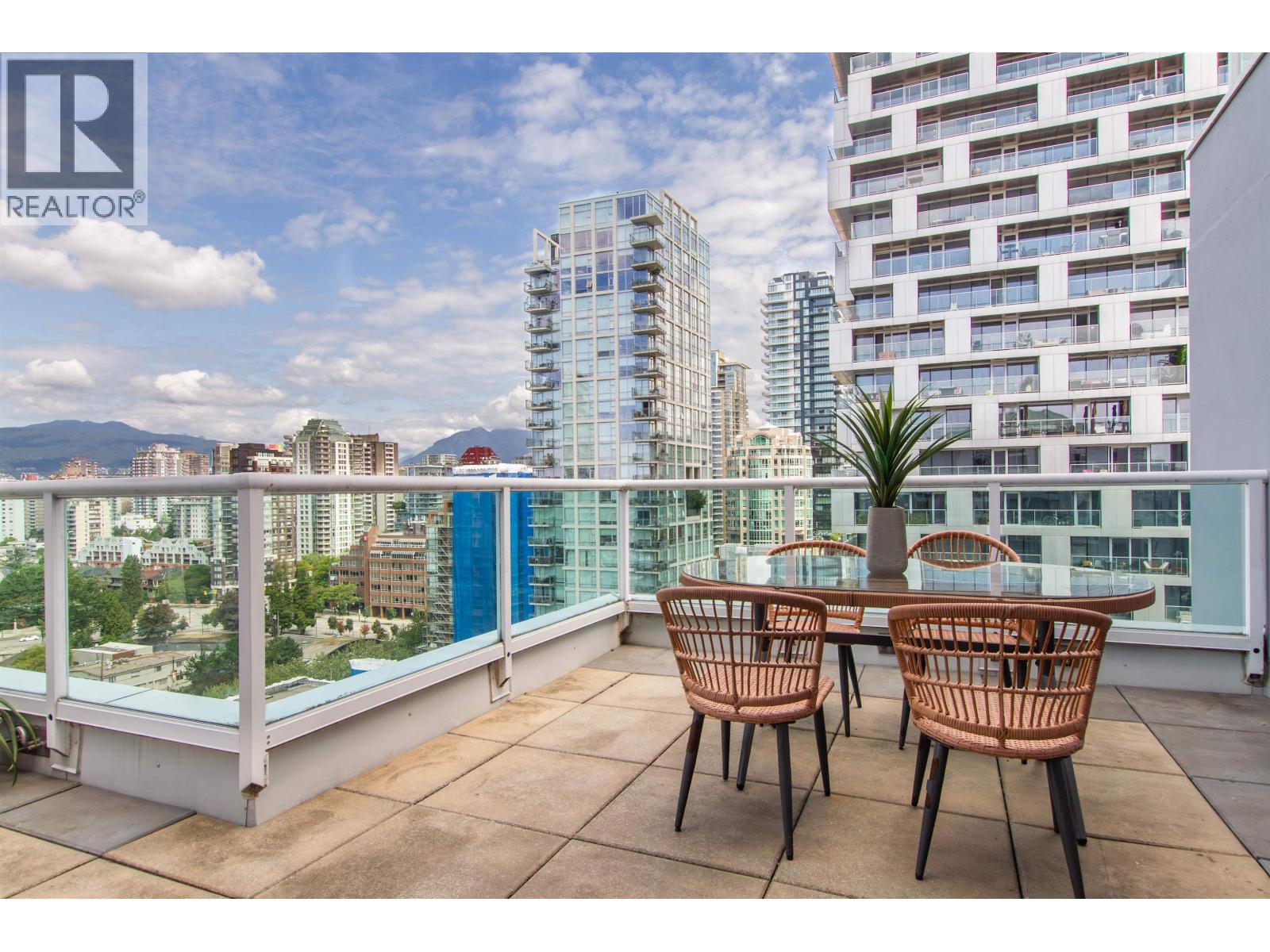 2301 1500 Howe Street, Vancouver, British Columbia  V6Z 2N1 - Photo 11 - R3069361