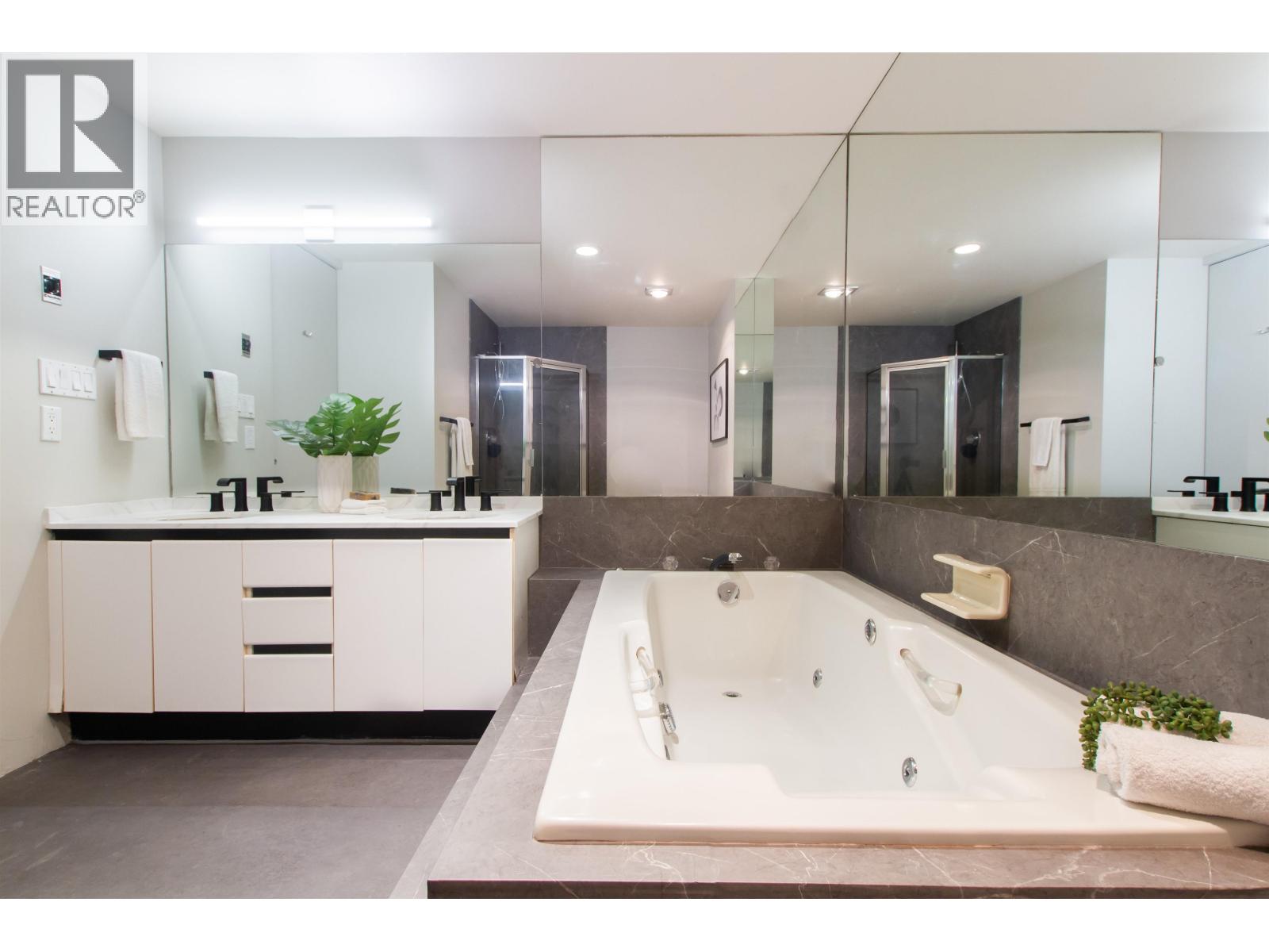 2301 1500 Howe Street, Vancouver, British Columbia  V6Z 2N1 - Photo 21 - R3069361