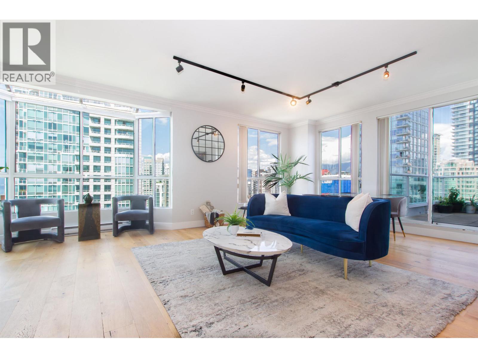 2301 1500 Howe Street, Vancouver, British Columbia  V6Z 2N1 - Photo 4 - R3069361