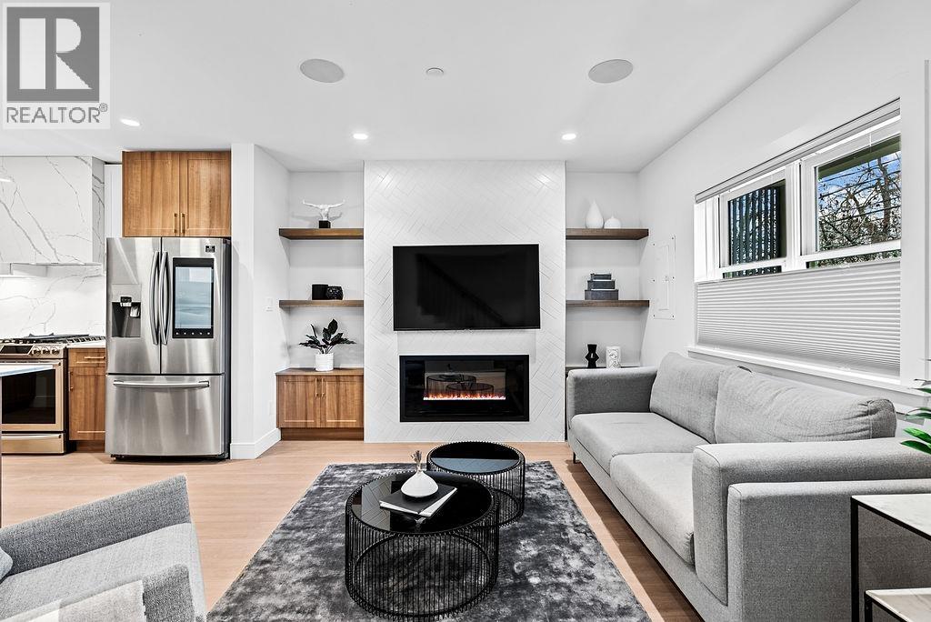 1022 Odlum Drive, Vancouver, British Columbia  V5L 3L6 - Photo 4 - R3069365