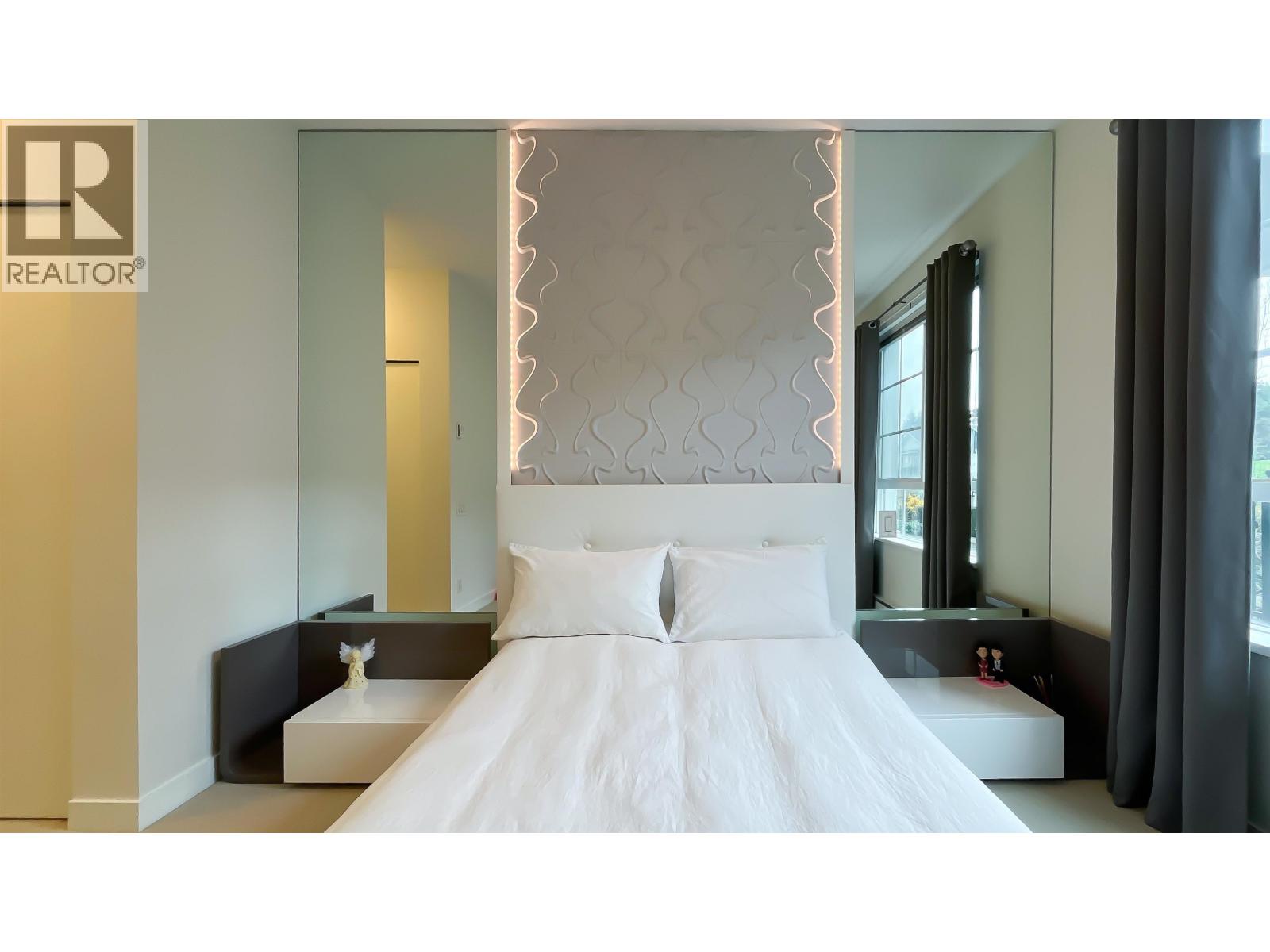 211 545 Foster Avenue, Coquitlam, British Columbia  V3J 0B3 - Photo 13 - R3069368