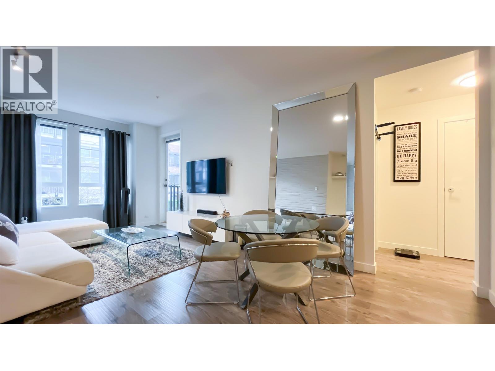 211 545 Foster Avenue, Coquitlam, British Columbia  V3J 0B3 - Photo 7 - R3069368