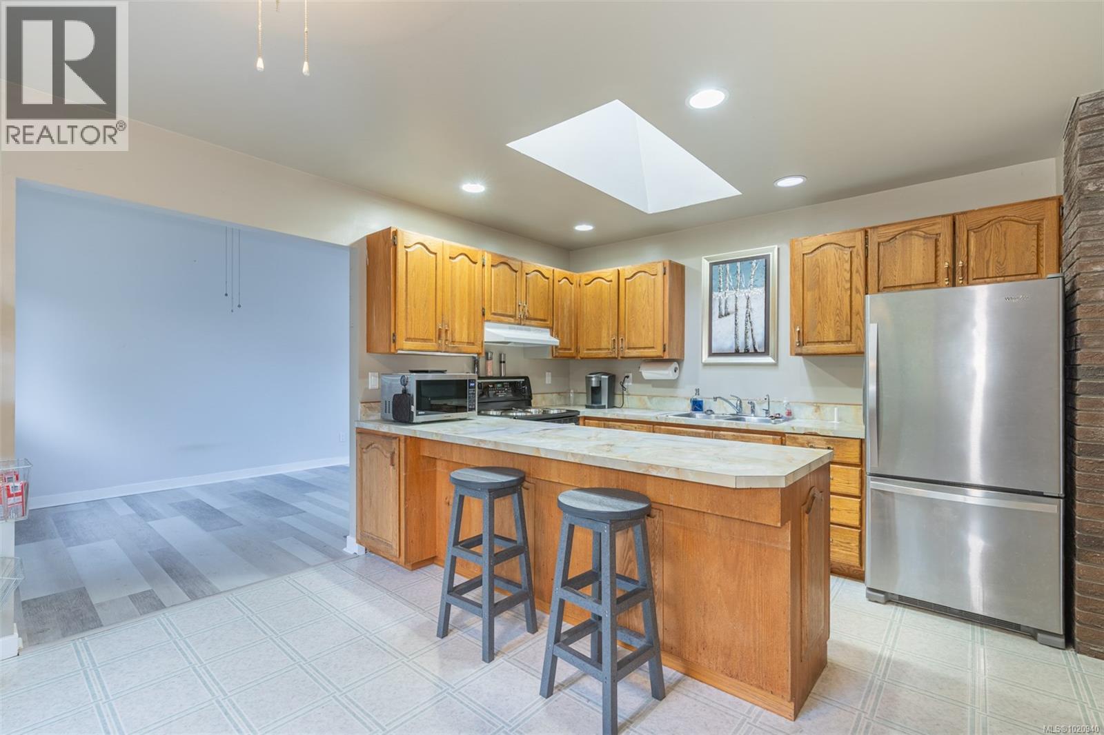 2275 Millstream Rd, Langford, British Columbia  V9B 6H2 - Photo 7 - 1020940