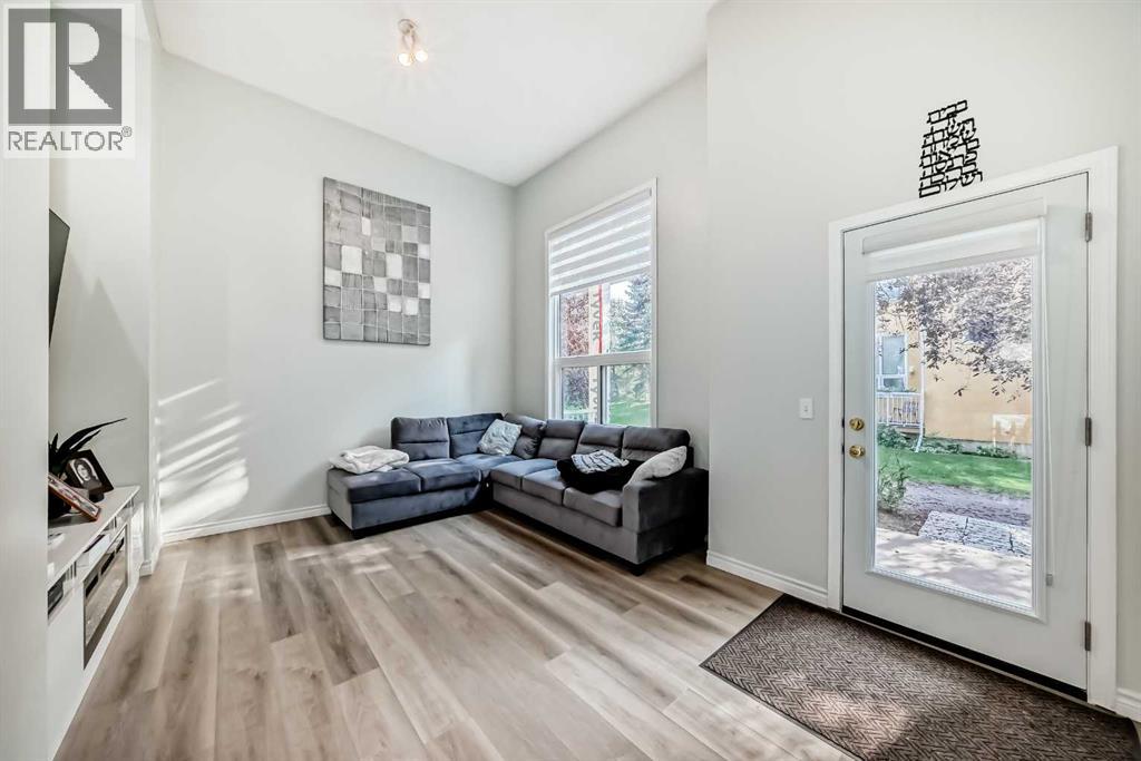 2, 7 Westland Road, Okotoks, Alberta  T1S 1Z1 - Photo 6 - A2253801