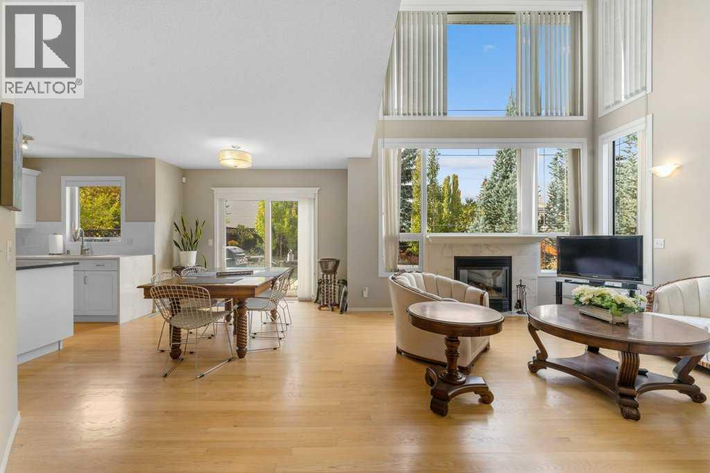 23 Valley Ponds Way Nw, Calgary, Alberta  T3B 5T5 - Photo 5 - A2265386