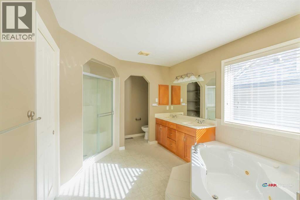 94 Kincora Gardens Nw, Calgary, Alberta  T3K 0W9 - Photo 23 - A2268989