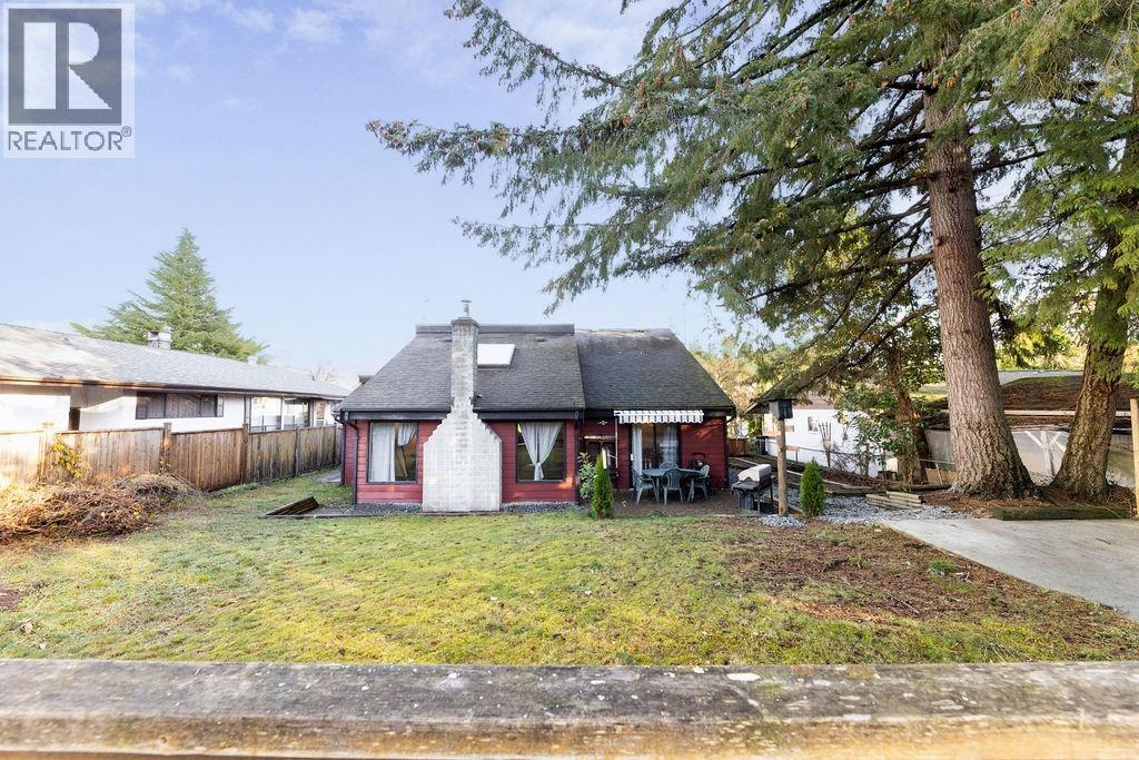 5613 Trail Avenue, Sechelt, British Columbia  V7Z 0H8 - Photo 5 - R3069369