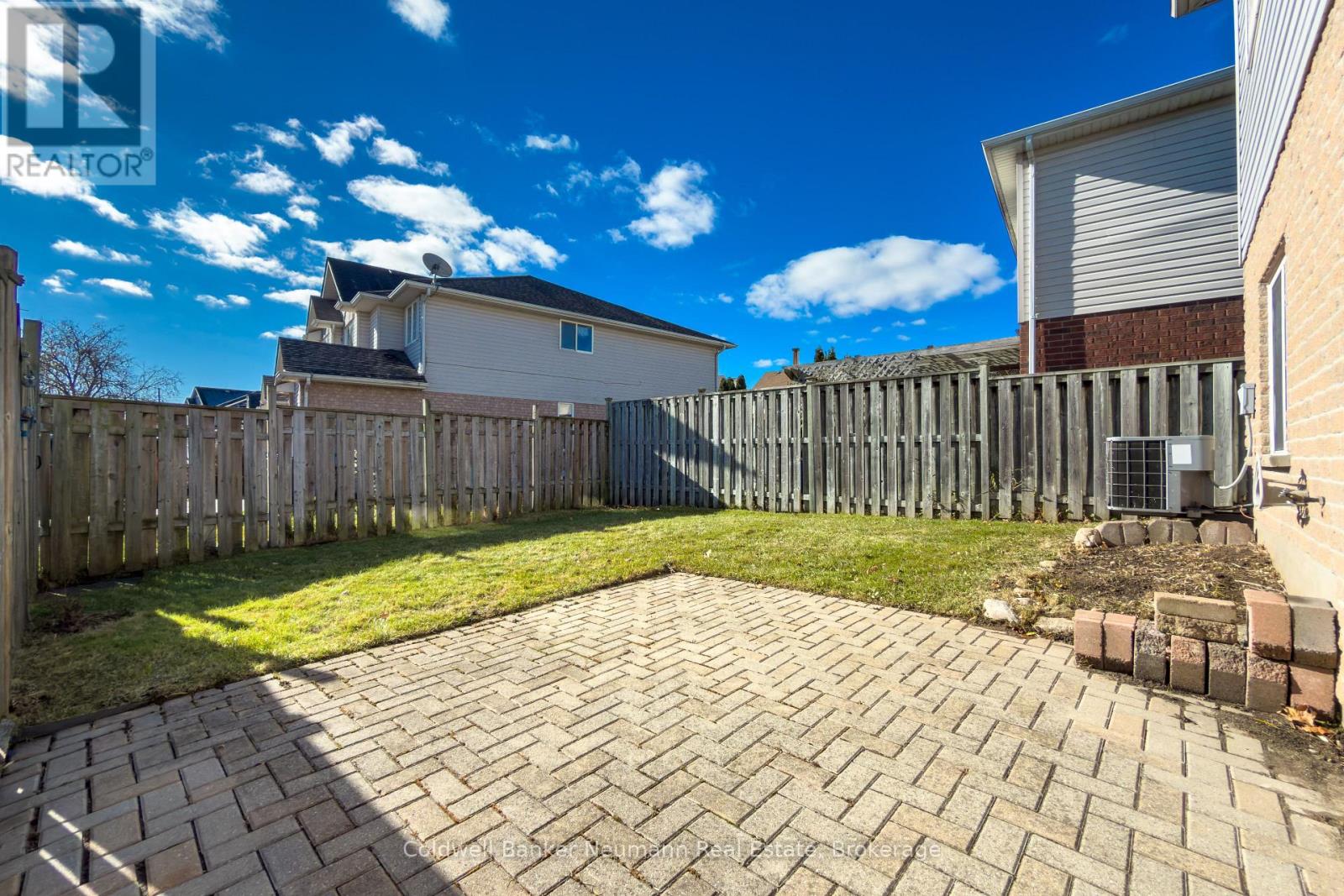 18 O'connor Lane, Guelph (Grange Road), Ontario  N1E 7G5 - Photo 12 - X12568114