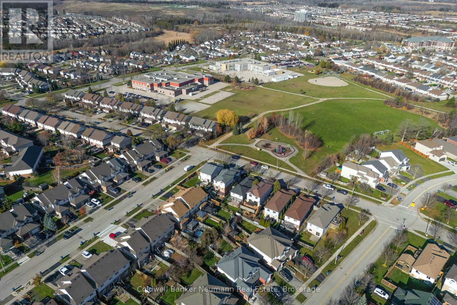 18 O'connor Lane, Guelph (Grange Road), Ontario  N1E 7G5 - Photo 17 - X12568114