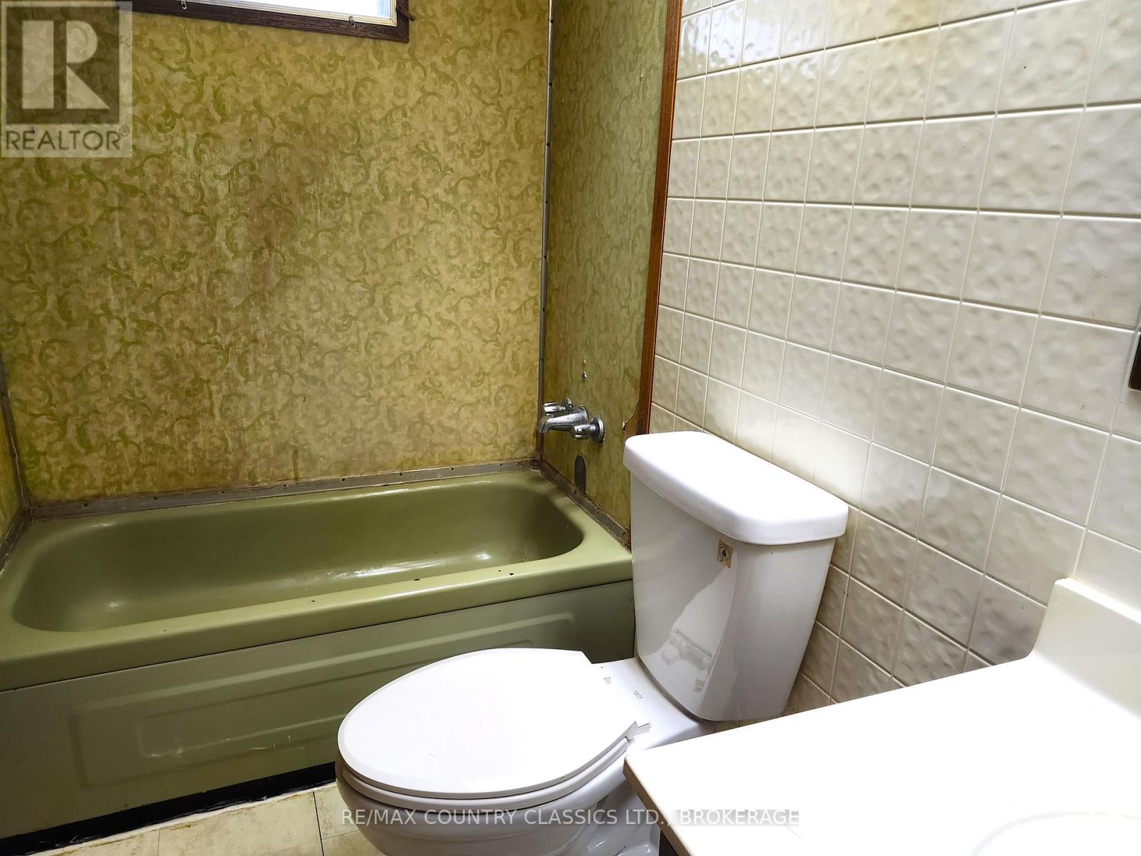 605 Slate Falls Road, Addington Highlands, Ontario  K0H 1L0 - Photo 17 - X12555846