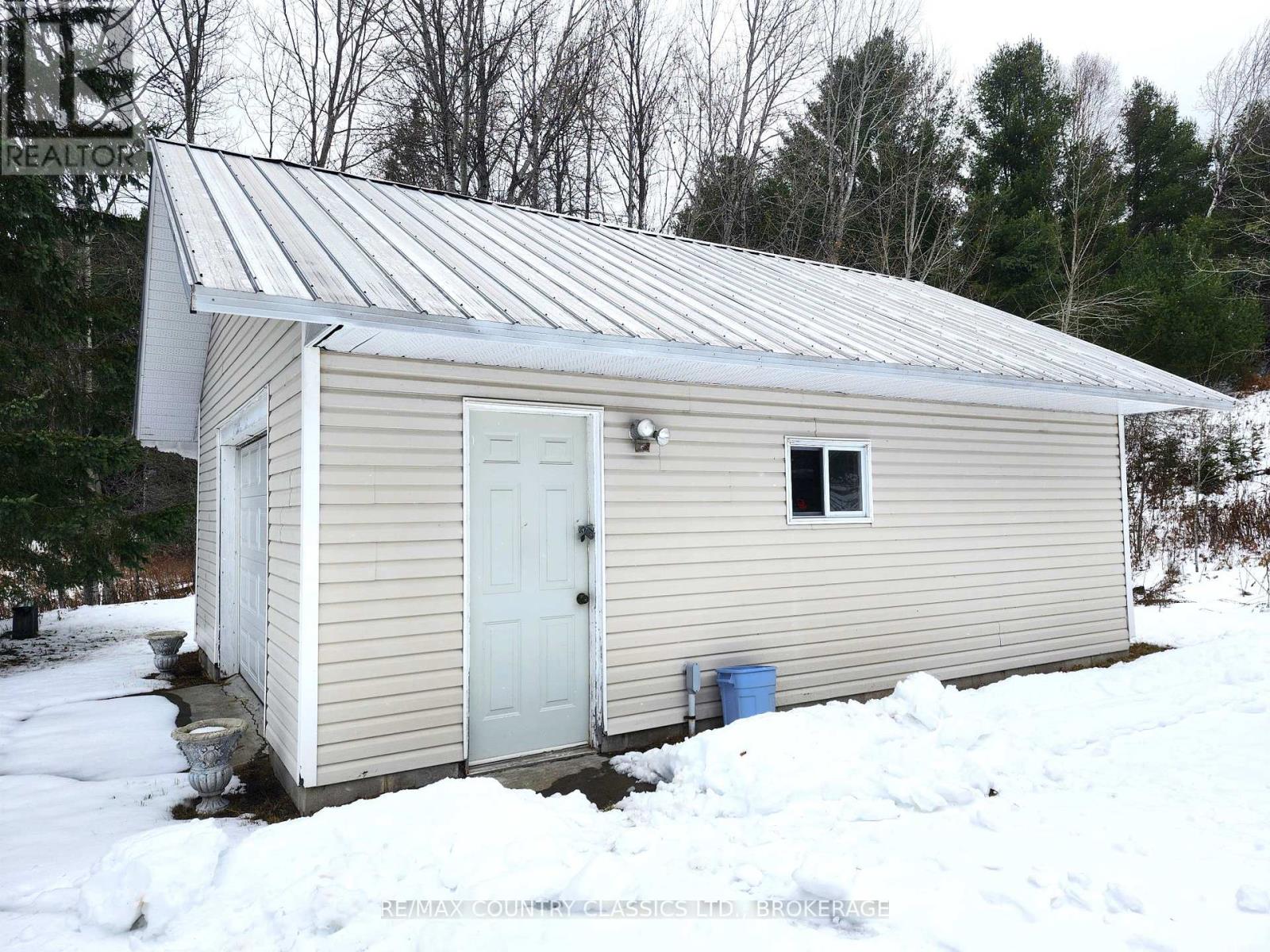 605 Slate Falls Road, Addington Highlands, Ontario  K0H 1L0 - Photo 19 - X12555846