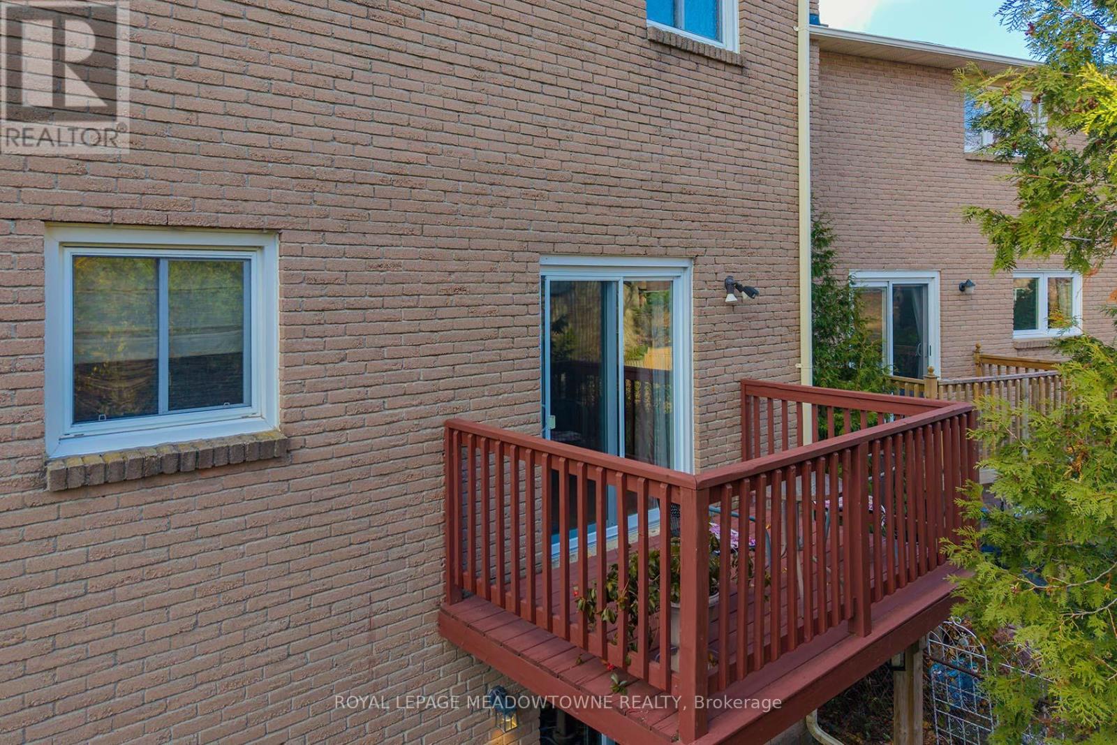 4207 Trapper Crescent, Mississauga, Ontario  L5L 3A7 - Photo 20 - W12536326