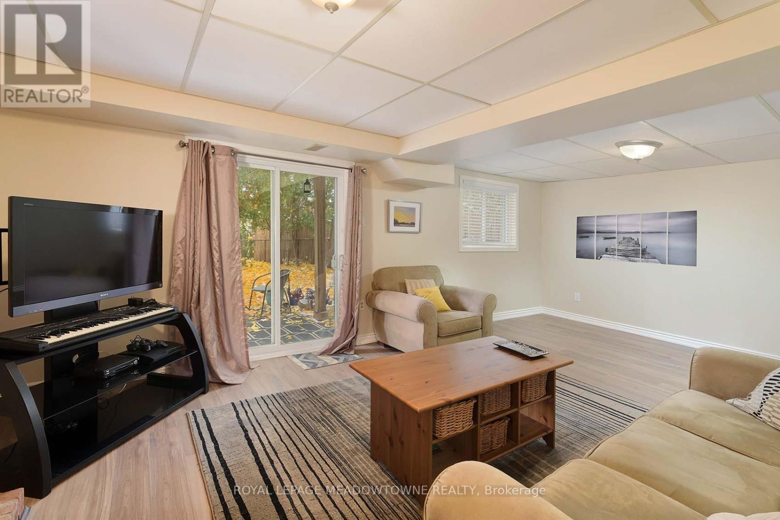 4207 Trapper Crescent, Mississauga, Ontario  L5L 3A7 - Photo 38 - W12536326