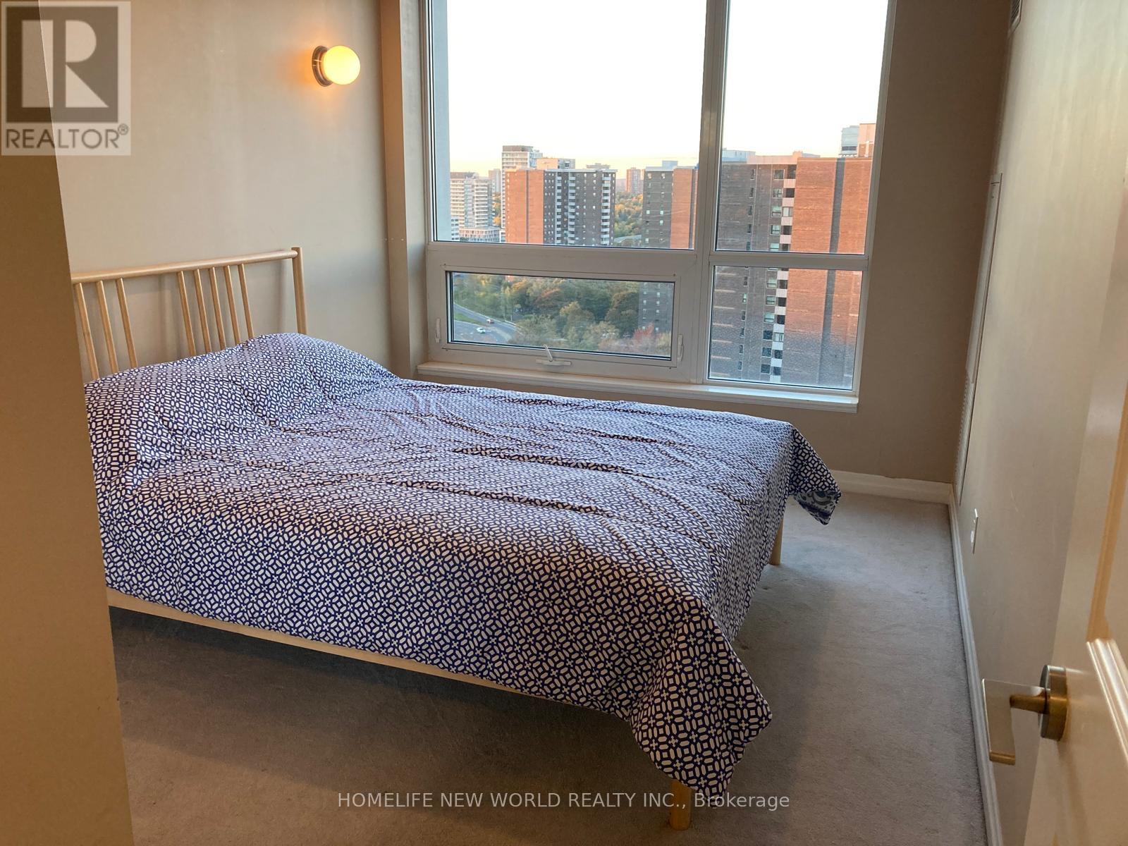 30 Herons Hill Way, Toronto, Ontario  M2J 0A7 - Photo 11 - C12568224