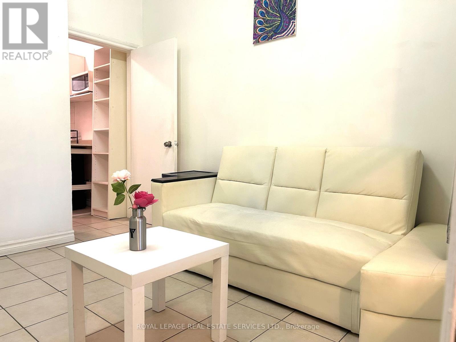 Lovely - 50 Bellevue Avenue, Toronto, Ontario  M5T 2N4 - Photo 2 - C12568228