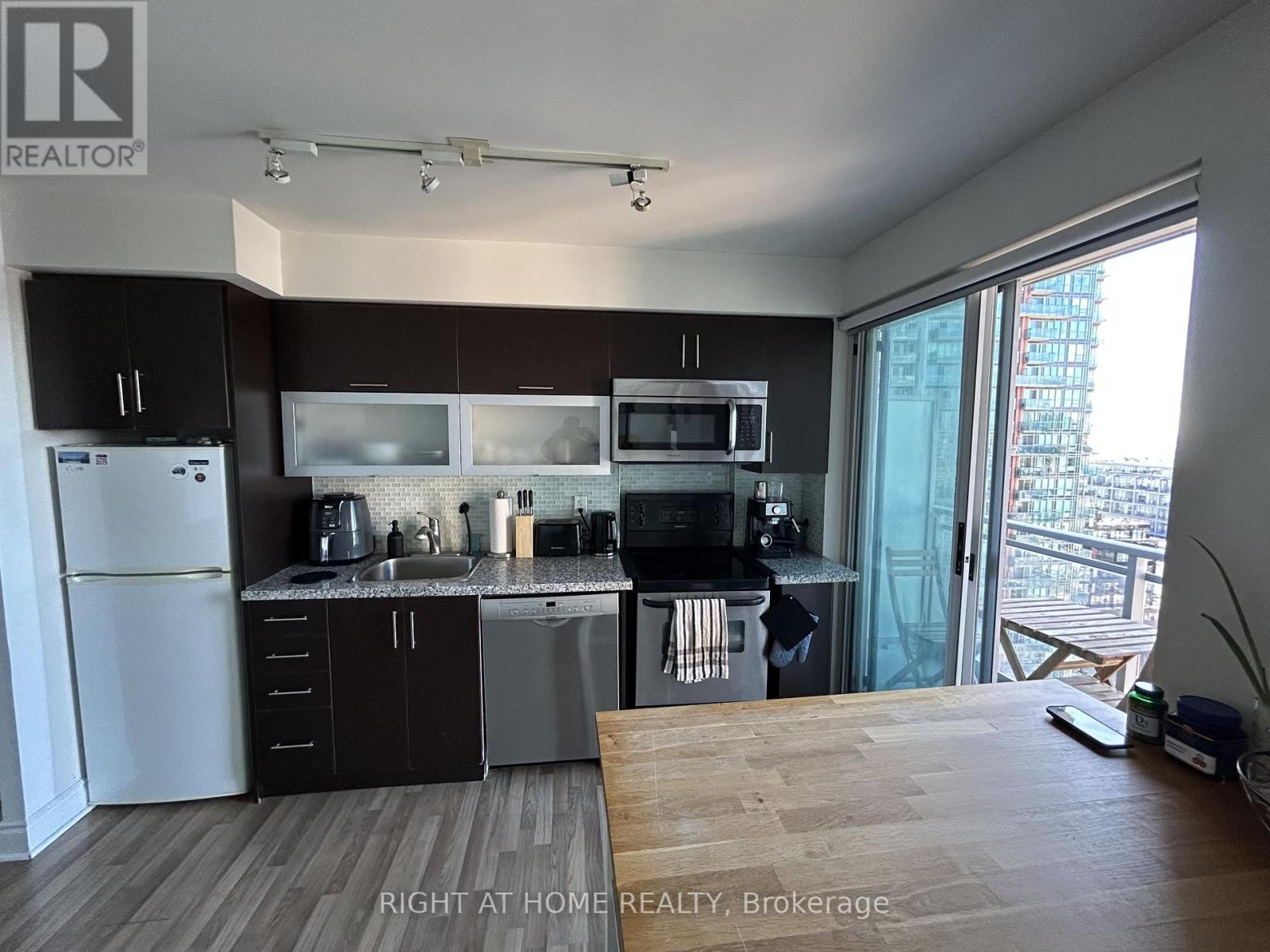 1804 - 100 Western Battery Road, Toronto, Ontario  M6K 3S2 - Photo 3 - C12568244