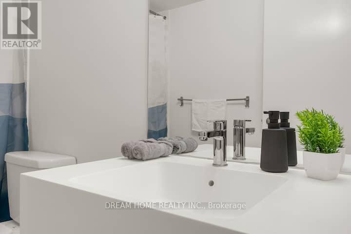 1810 - 151 Dan Leckie Way, Toronto, Ontario  M5V 4B2 - Photo 17 - C12568260