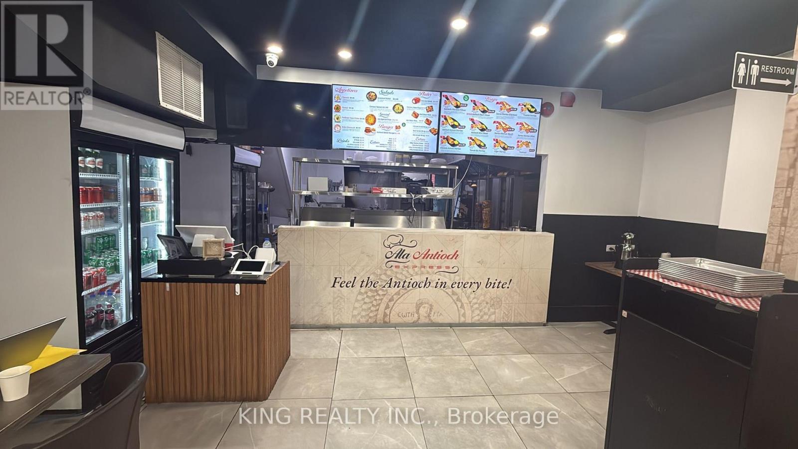 424 Danforth Avenue, Toronto, Ontario  M4K 1P3 - Photo 6 - E12568250