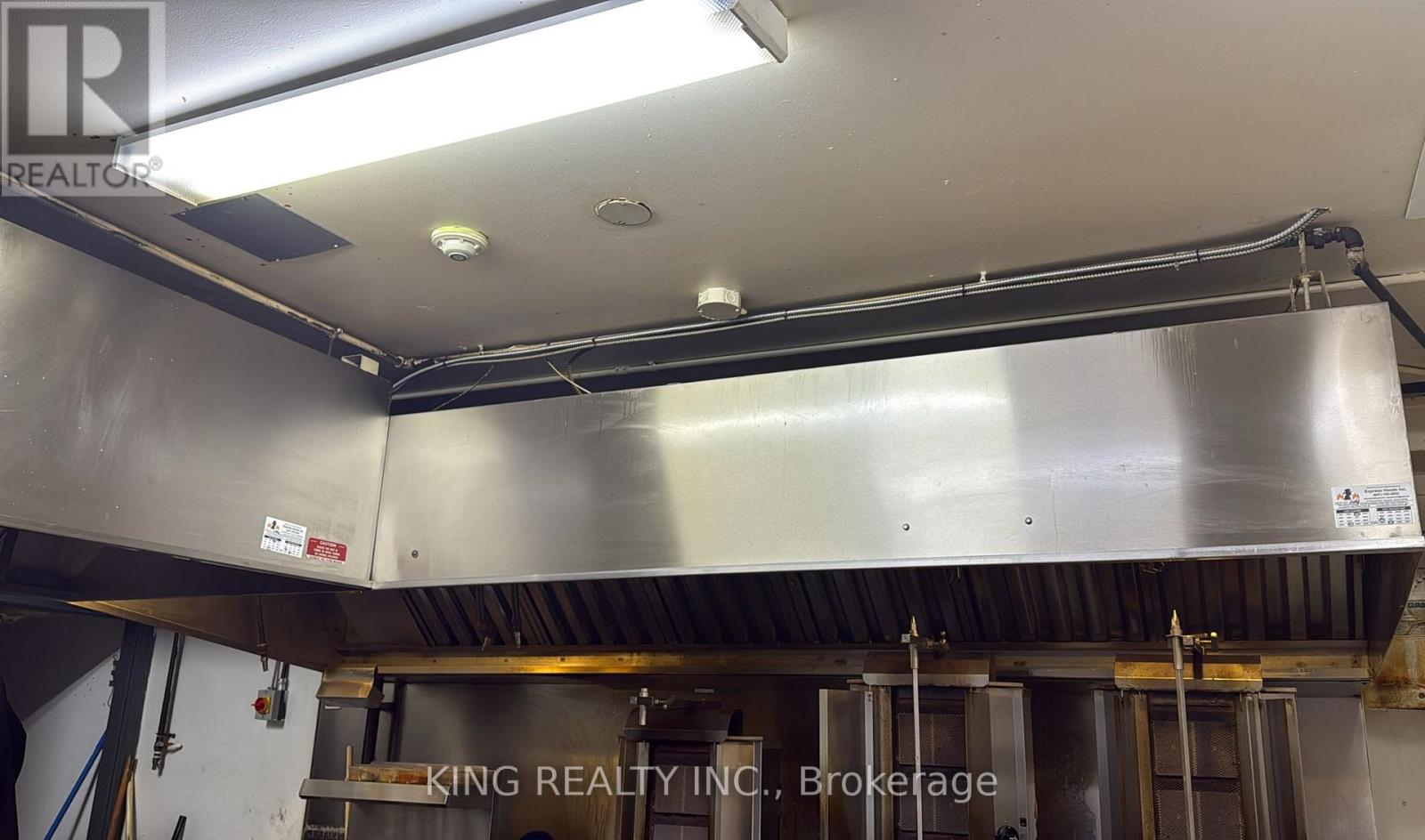 424 Danforth Avenue, Toronto, Ontario  M4K 1P3 - Photo 9 - E12568250