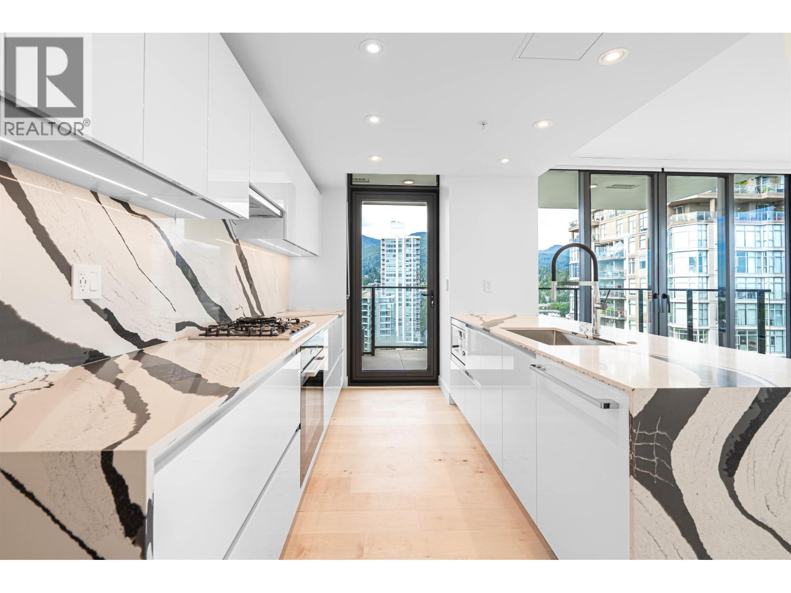 1309 135 E 13th Street, North Vancouver, British Columbia  V7L 0J8 - Photo 9 - R3045991