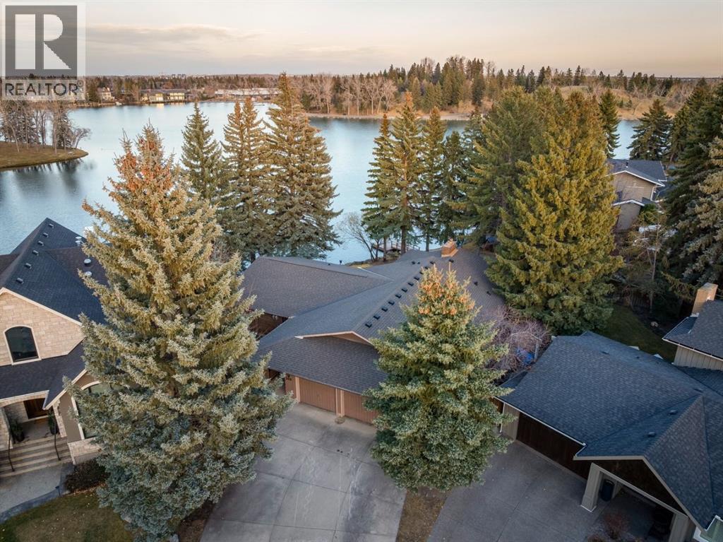 540 Lake Moraine Green Se, Calgary, Alberta  T2J 3A3 - Photo 13 - A2269328