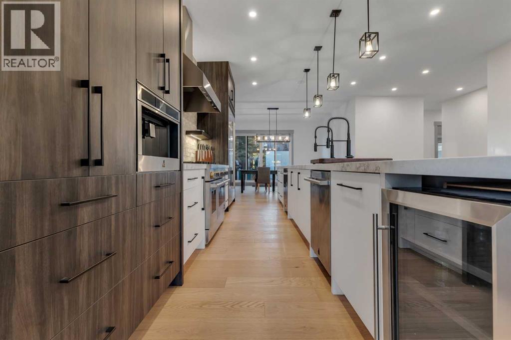 30 Roselawn Crescent Nw, Calgary, Alberta  T2K 1K6 - Photo 16 - A2269817