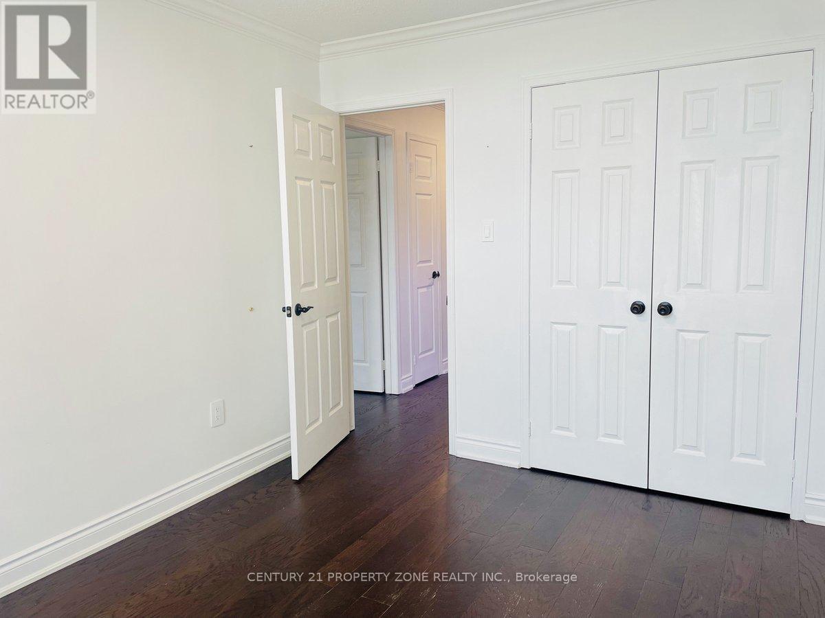 58 Long Point Drive, Richmond Hill, Ontario  L4E 3Z8 - Photo 14 - N12568266