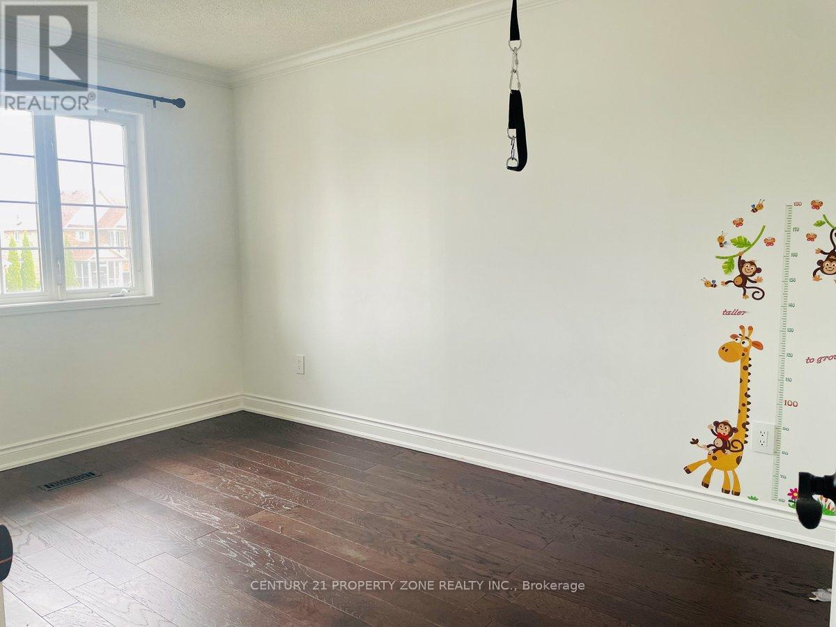 58 Long Point Drive, Richmond Hill, Ontario  L4E 3Z8 - Photo 16 - N12568266