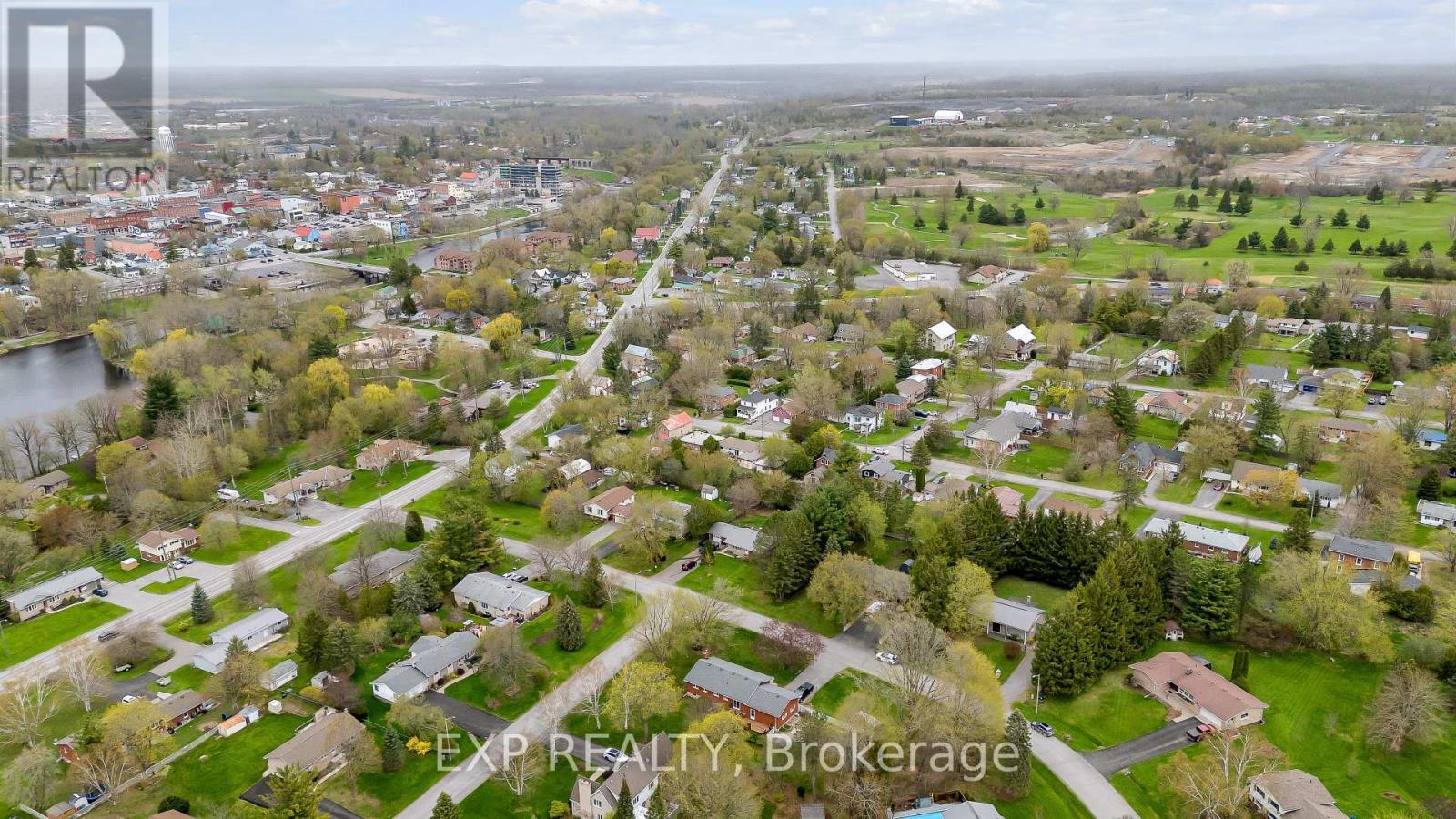 31 Southcrest Drive, Greater Napanee (Greater Napanee), Ontario  K7R 3J9 - Photo 43 - X12449146