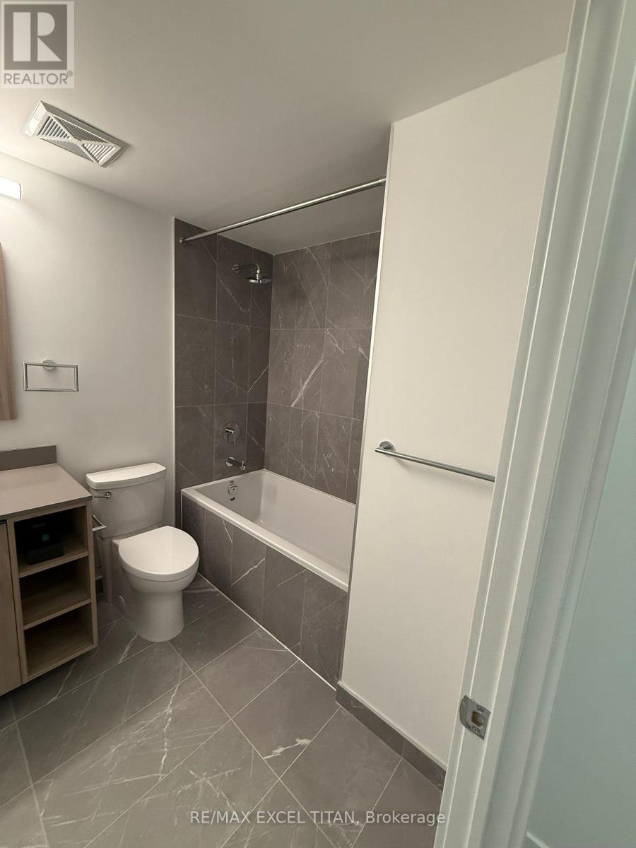 621 - 1037 The Queensway Street N, Toronto, Ontario  M8Z 6C7 - Photo 10 - W12568238