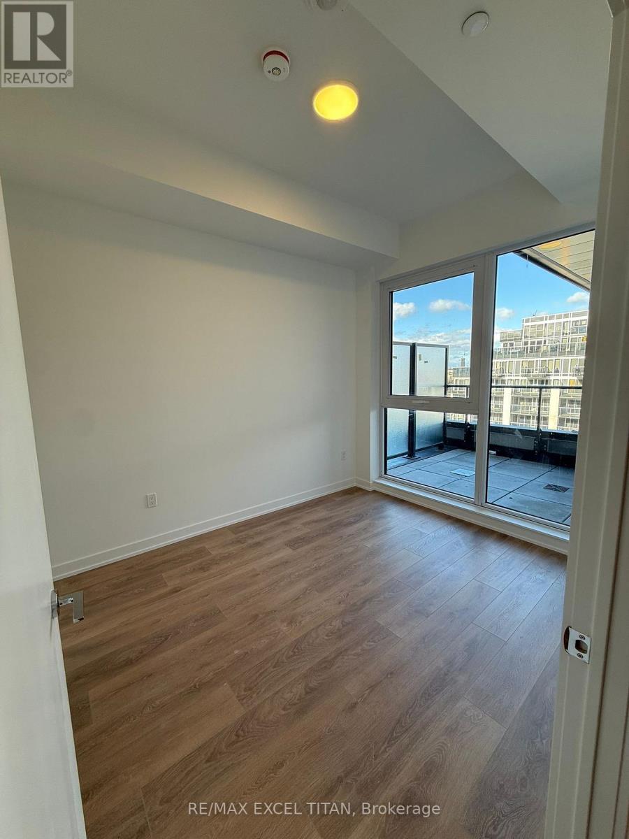 621 - 1037 The Queensway Street N, Toronto, Ontario  M8Z 6C7 - Photo 13 - W12568238