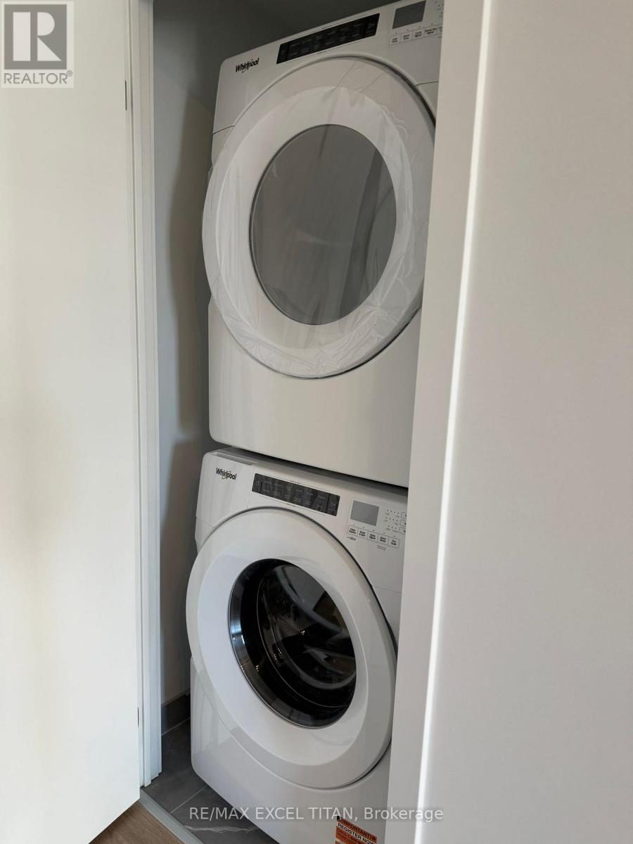 621 - 1037 The Queensway Street N, Toronto, Ontario  M8Z 6C7 - Photo 15 - W12568238