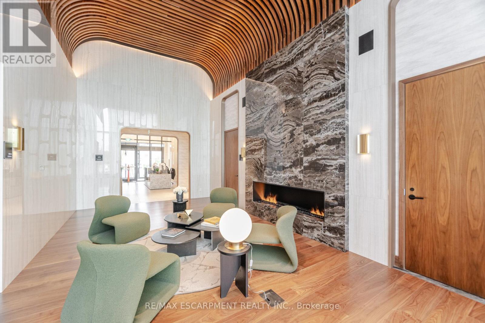 1901 - 3240 William Coltson Avenue, Oakville, Ontario  L6H 8C8 - Photo 38 - W12568252