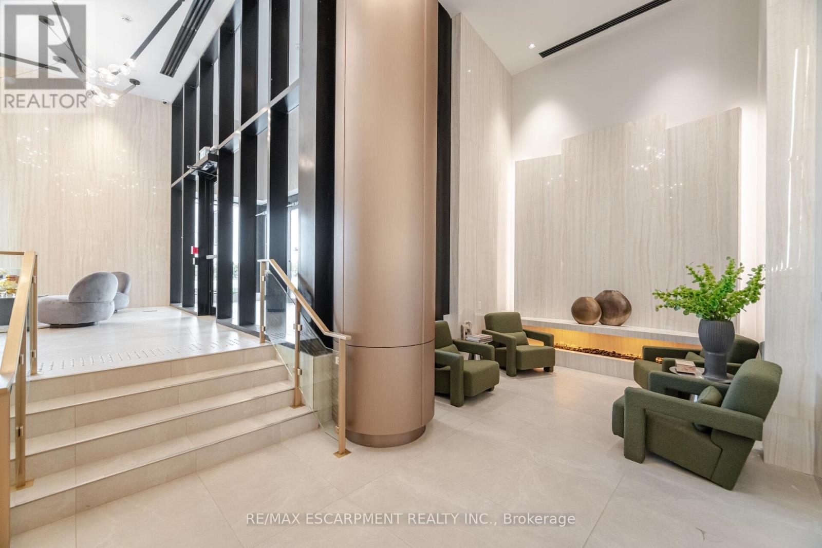 1901 - 3240 William Coltson Avenue, Oakville, Ontario  L6H 8C8 - Photo 39 - W12568252