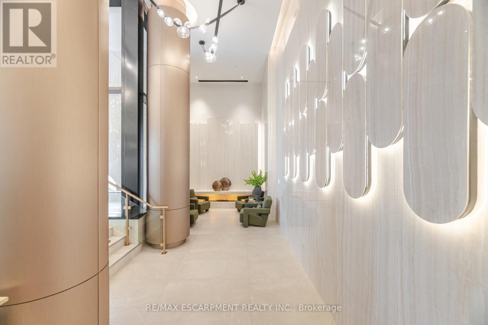 1901 - 3240 William Coltson Avenue, Oakville, Ontario  L6H 8C8 - Photo 40 - W12568252