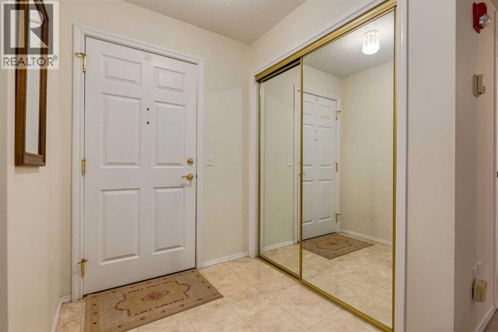 3204, 3204 Sienna Park Green Sw, Calgary, Alberta  T3H 3N7 - Photo 2 - A2270627