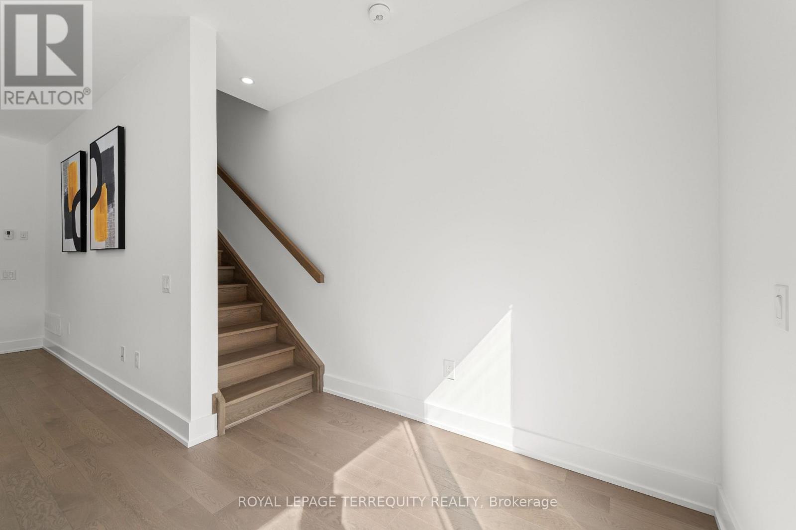 43 Rockmount Crescent, Gravenhurst, Ontario  P1P 0A6 - Photo 16 - X12568220