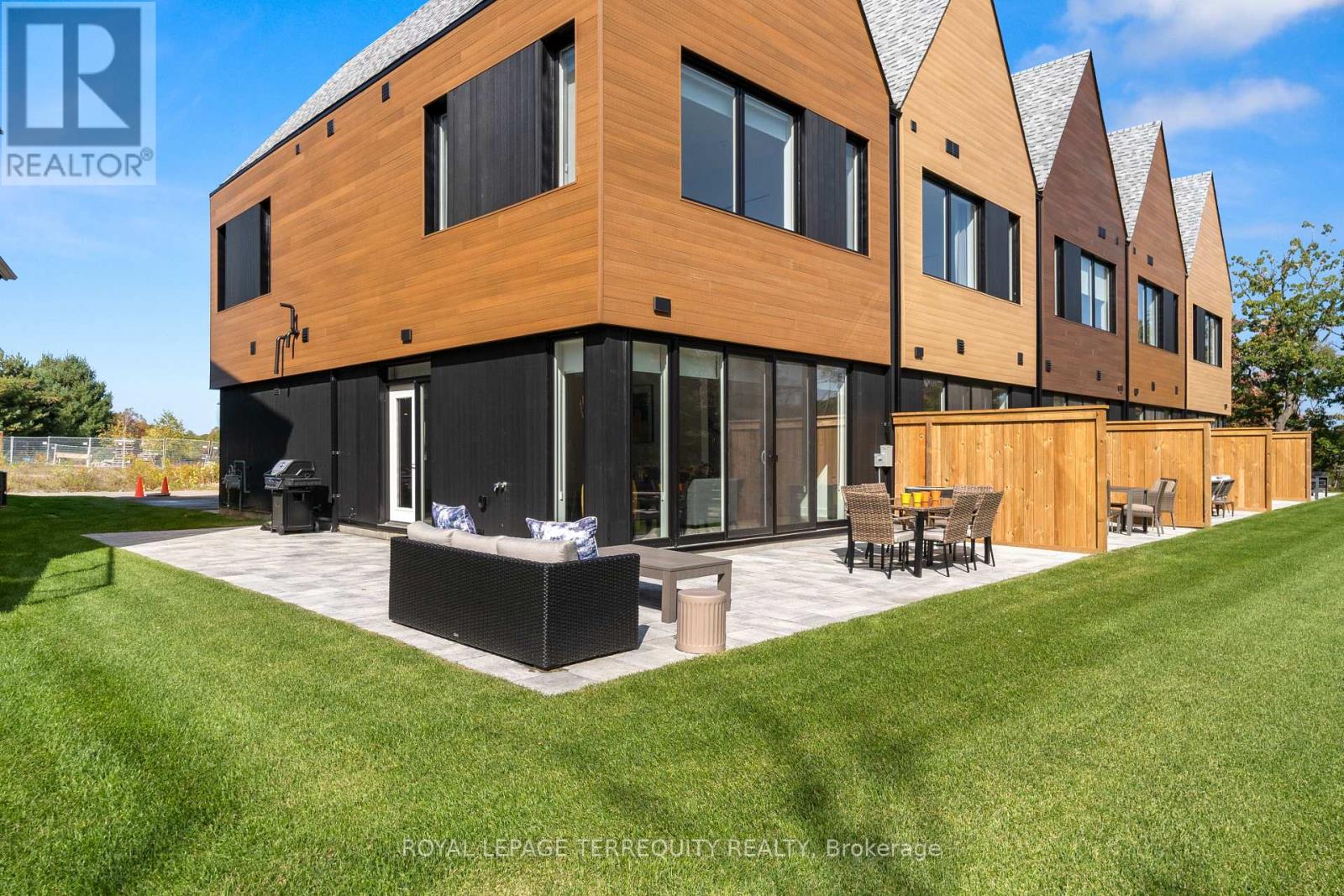 43 Rockmount Crescent, Gravenhurst, Ontario  P1P 0A6 - Photo 27 - X12568220