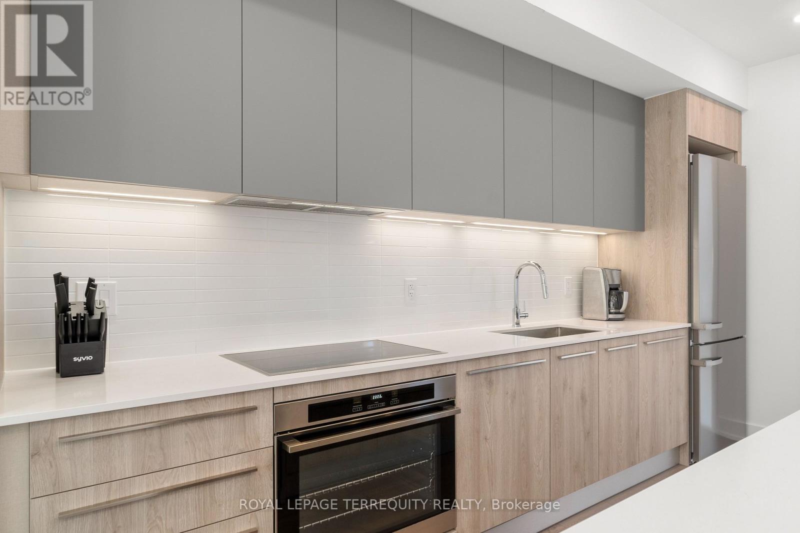 43 Rockmount Crescent, Gravenhurst, Ontario  P1P 0A6 - Photo 6 - X12568220