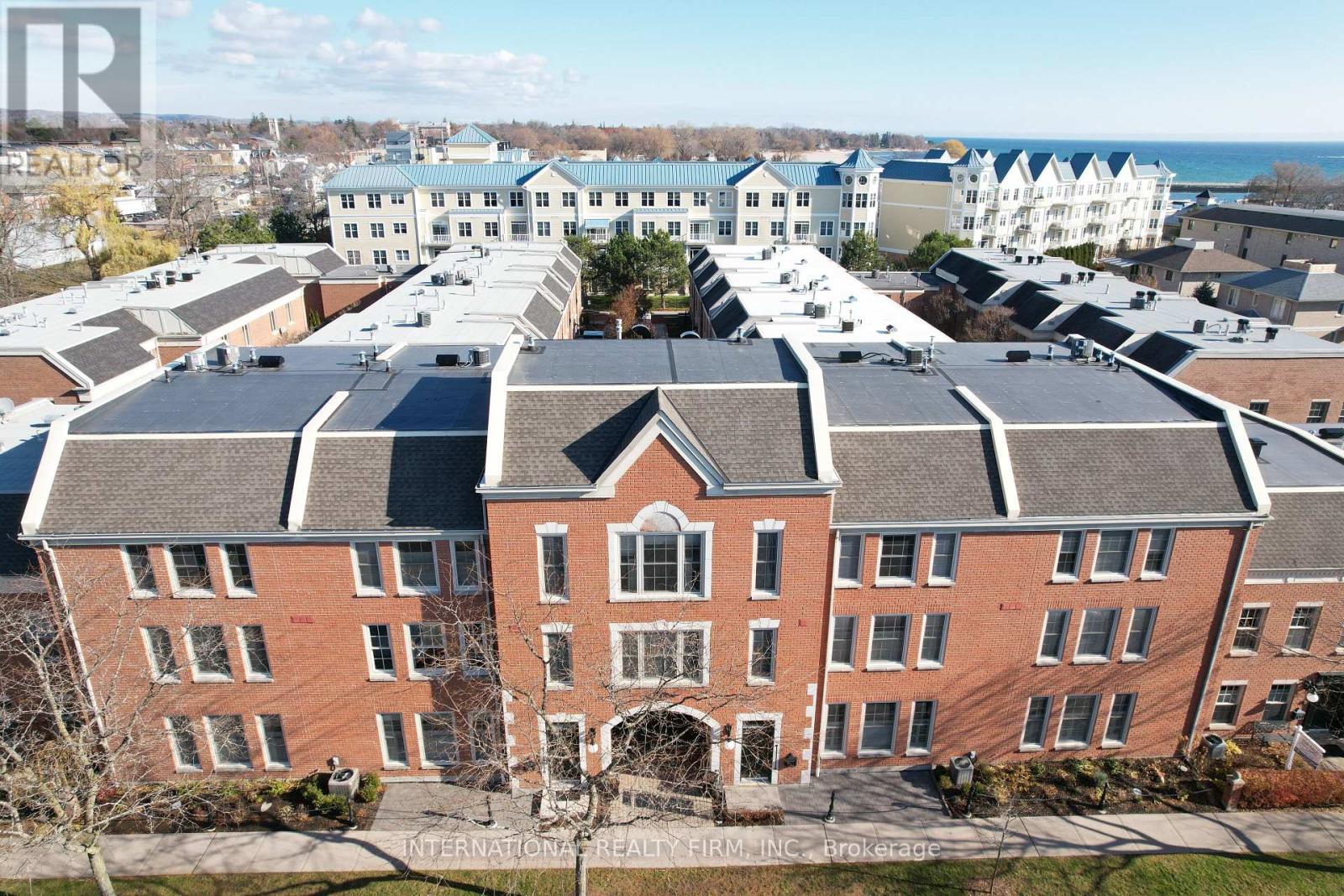 203 - 138 Hibernia Street, Cobourg, Ontario K9A 3J8 - Photo 2 - X12568232