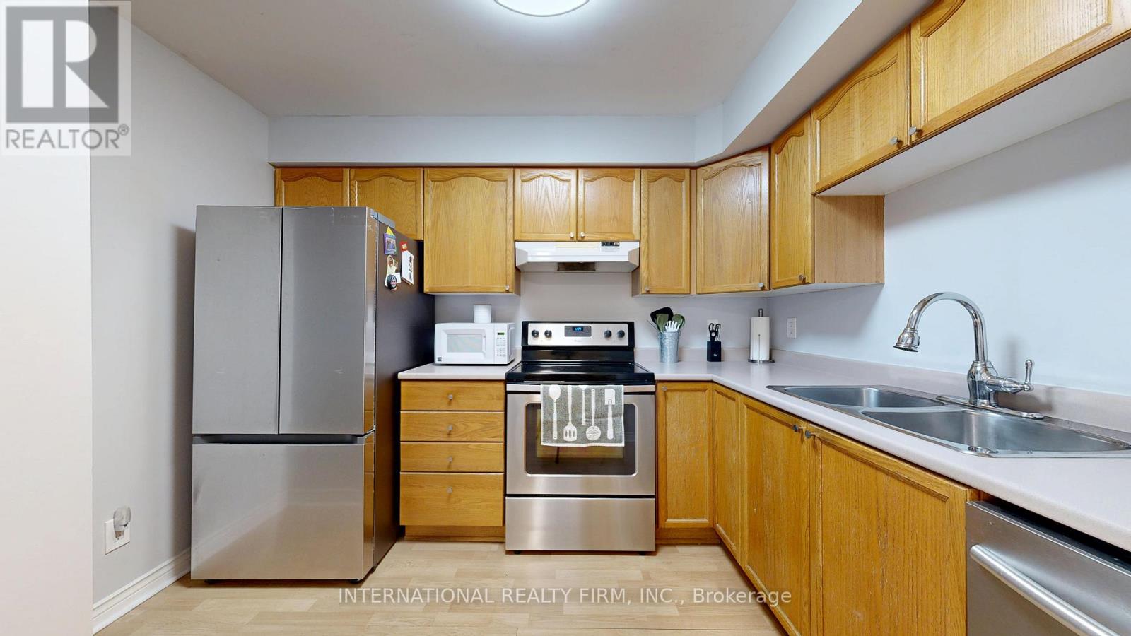 203 - 138 Hibernia Street, Cobourg, Ontario K9A 3J8 - Photo 7 - X12568232