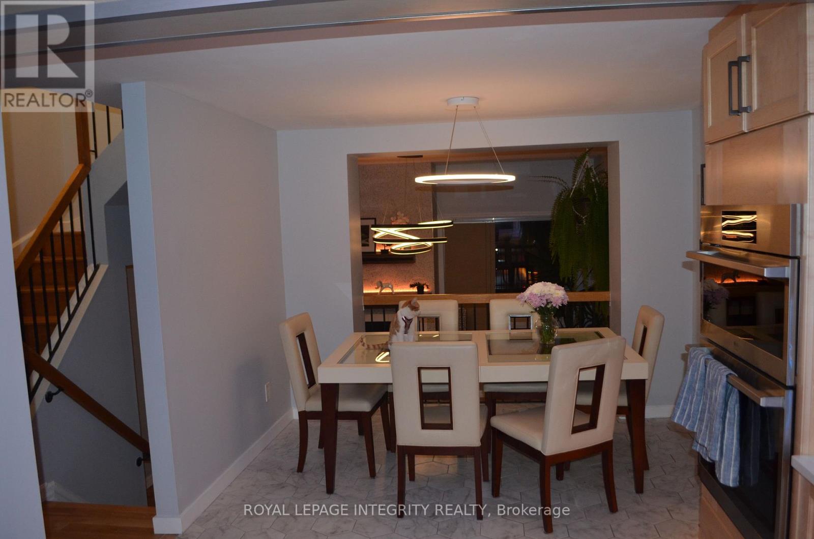 104 Esterlawn Private, Ottawa, Ontario  K2A 4B5 - Photo 17 - X12568278