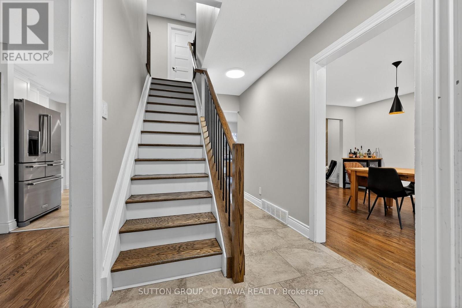 25 Southpark Drive, Ottawa, Ontario  K1B 3B8 - Photo 18 - X12568334