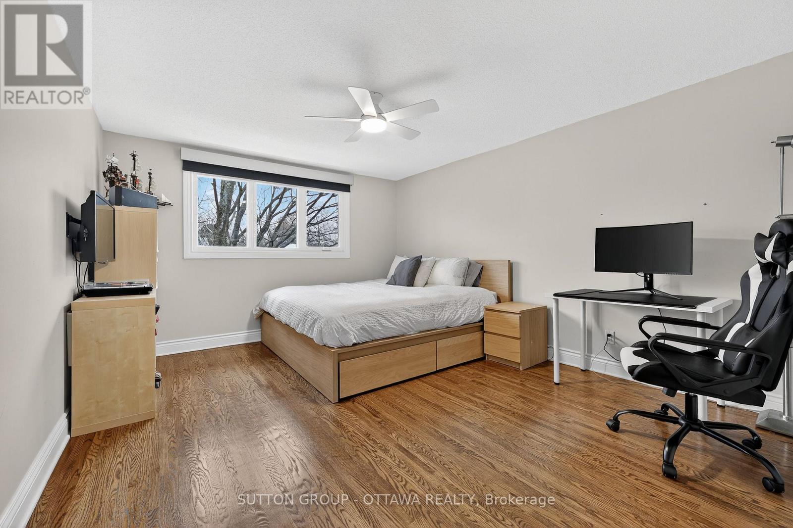 25 Southpark Drive, Ottawa, Ontario  K1B 3B8 - Photo 25 - X12568334