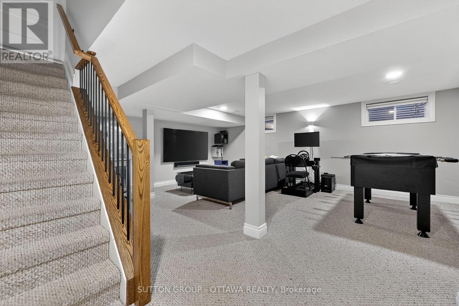 25 Southpark Drive, Ottawa, Ontario  K1B 3B8 - Photo 30 - X12568334