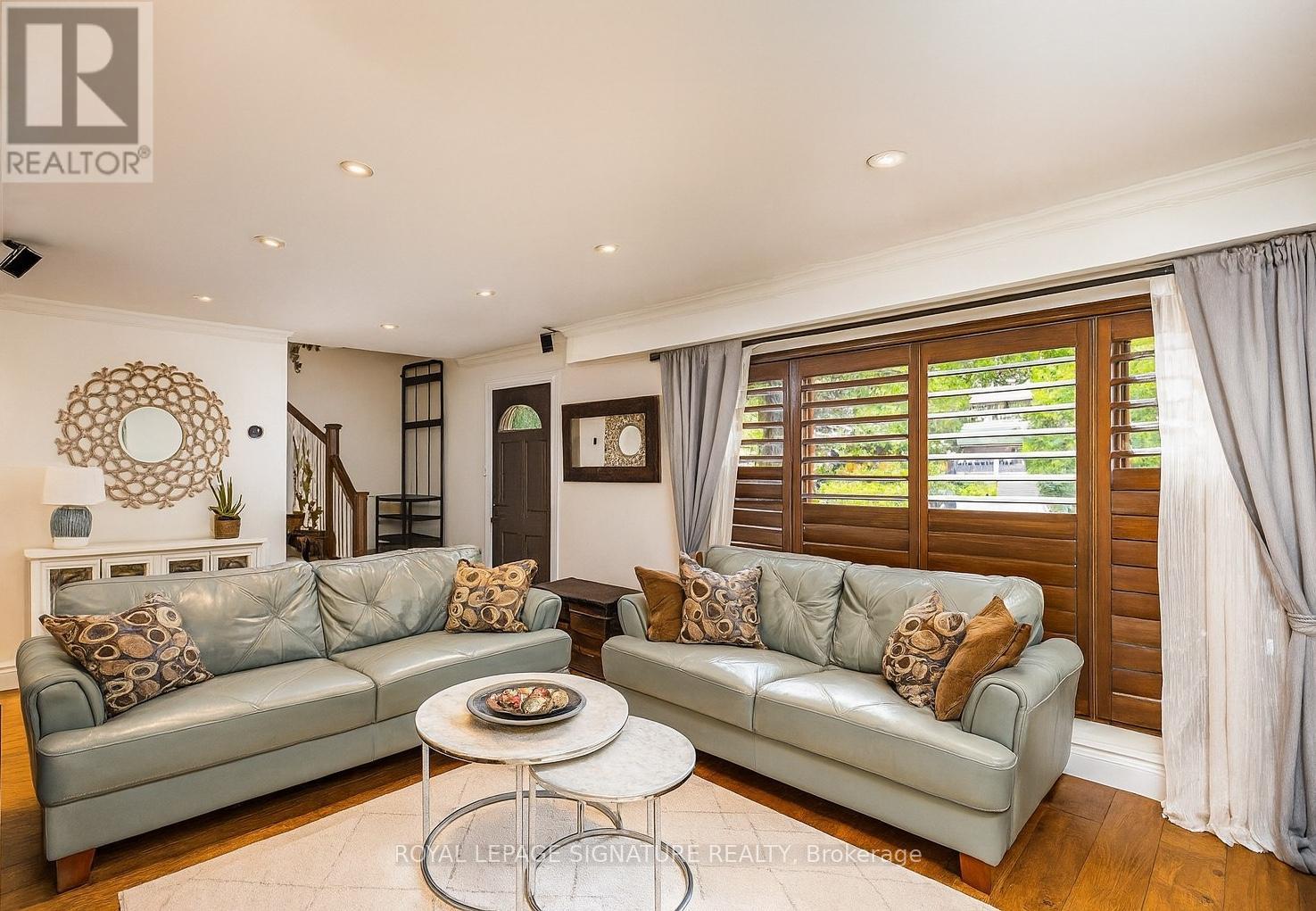 105 Catalina Drive, Toronto, Ontario  M1M 1K7 - Photo 5 - E12427437